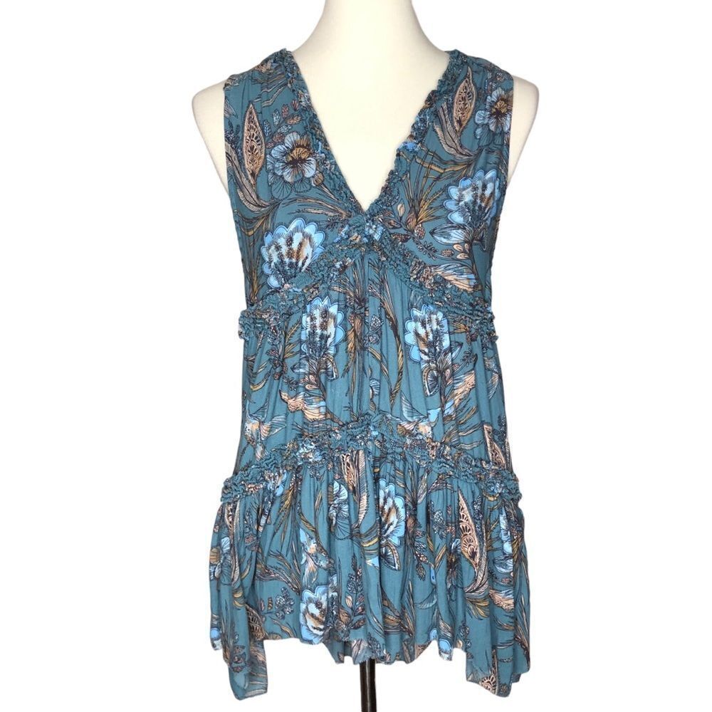 Free People V-neck Sleeveless Top Floral Tiered Hi/Low Blue Size XS